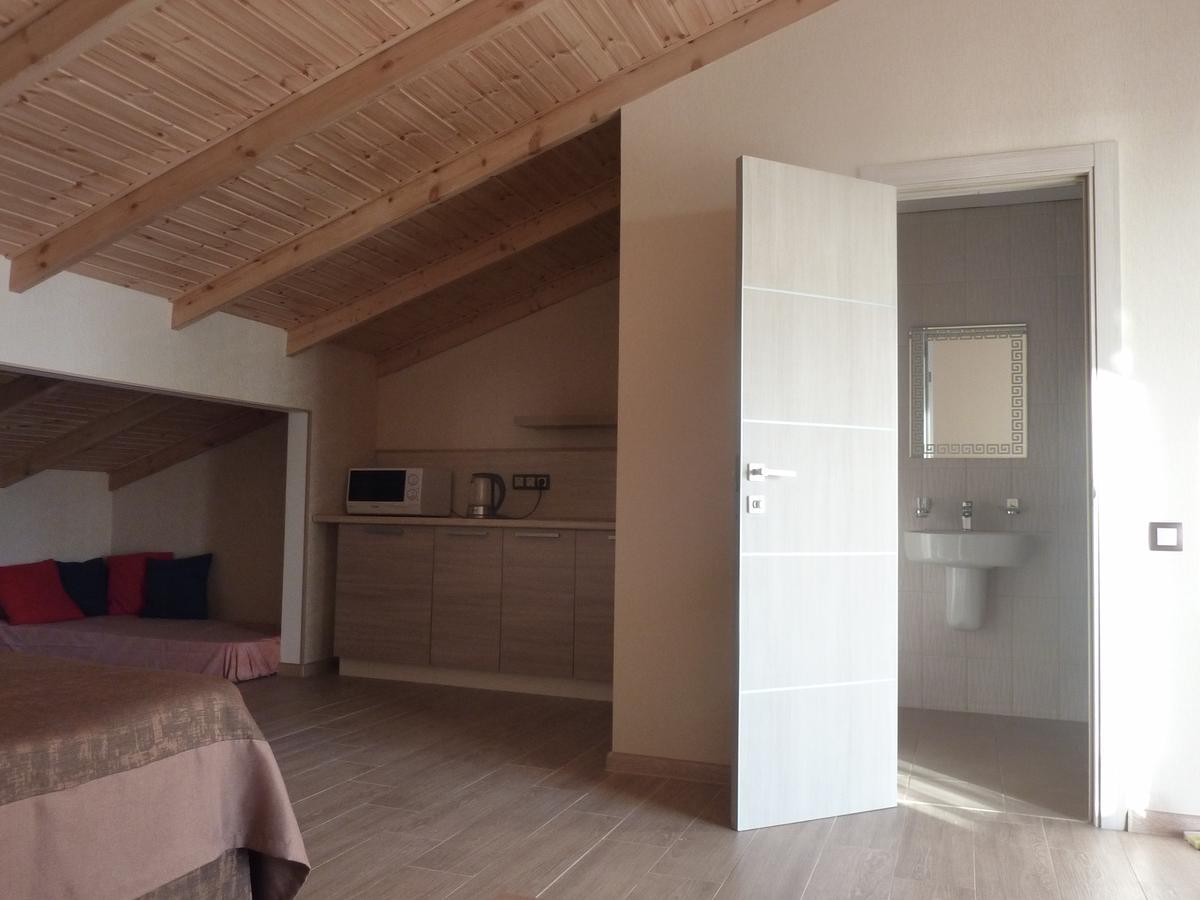 Guest House Letto Gagra Exterior foto
